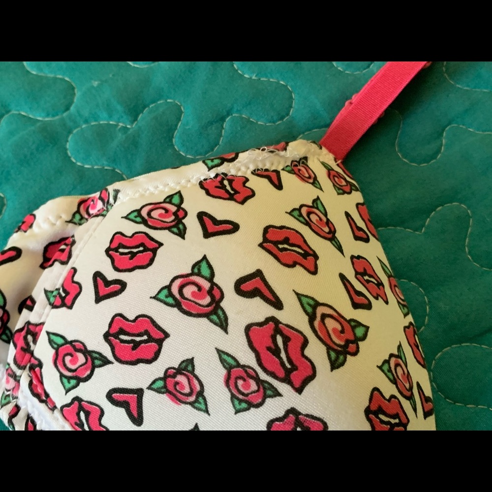 Betsey Johnson -Bra - Picture 3 of 8